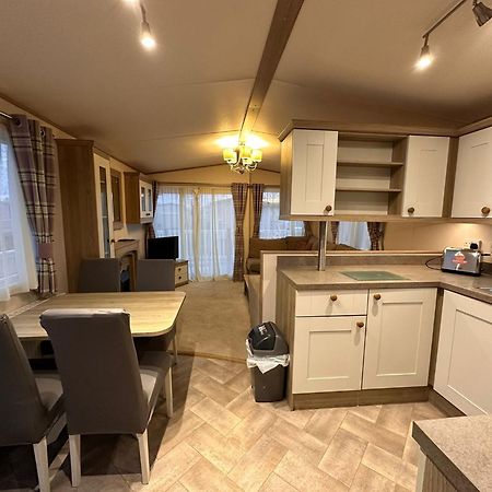 Tattershall Lakes 6 Berth With Bath Bagian luar foto